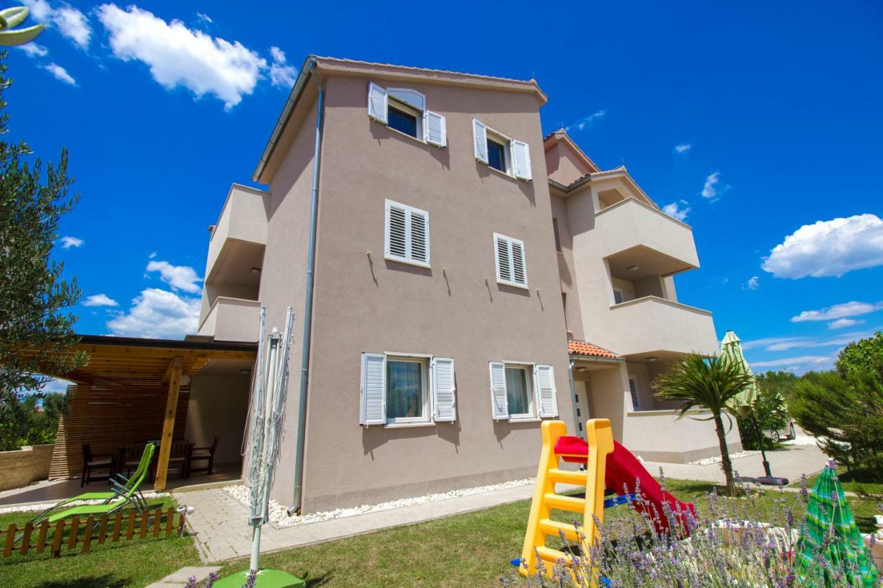 Apartmani Gnjidic Srima Exterior foto